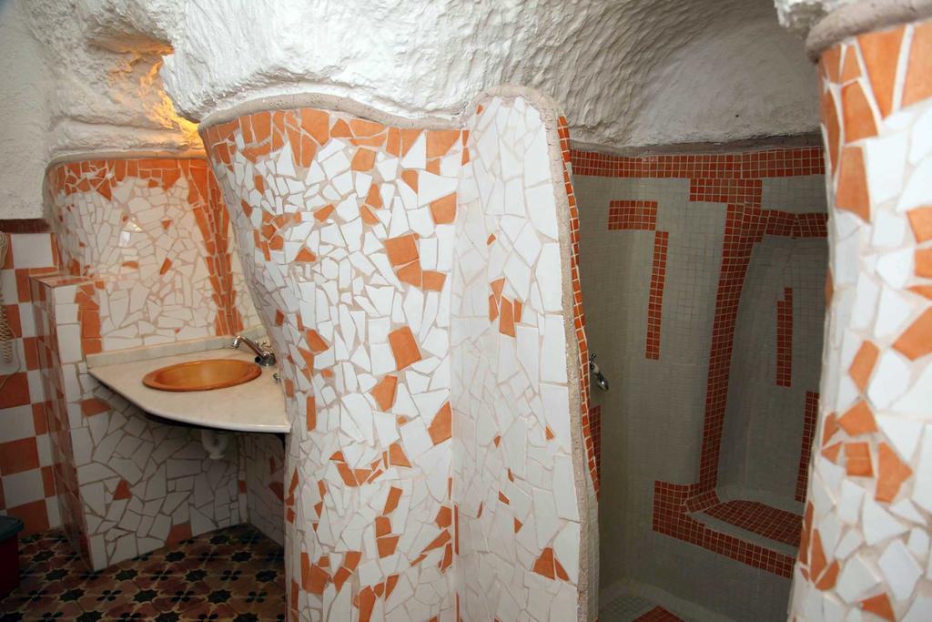 Cuevas Del Zenete Apartman Alcudia de Guadix Kültér fotó