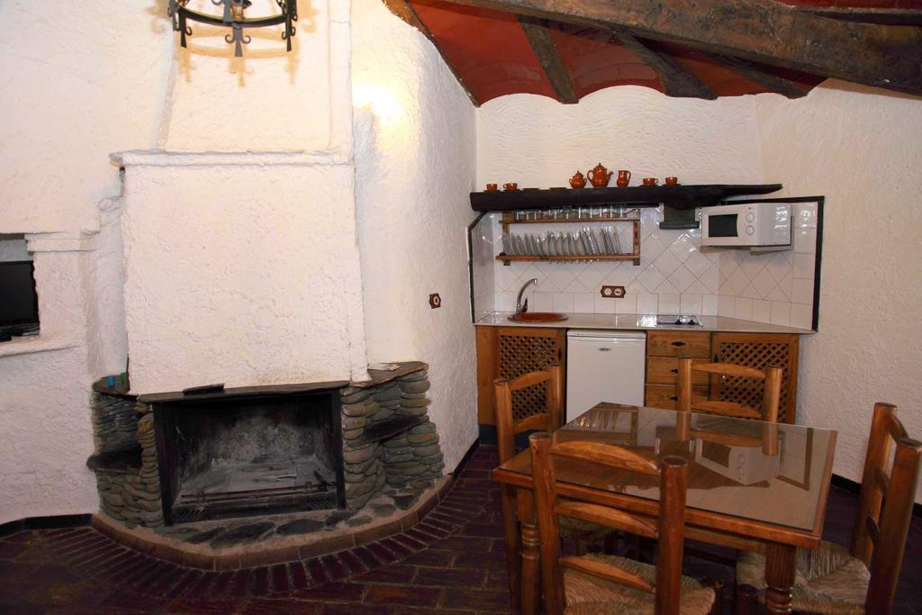 Cuevas Del Zenete Apartman Alcudia de Guadix Kültér fotó